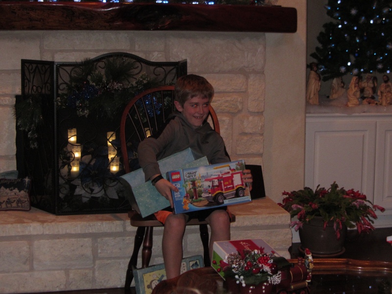 2013-12-23 21-25-50 Hildebrand Christmas.jpg